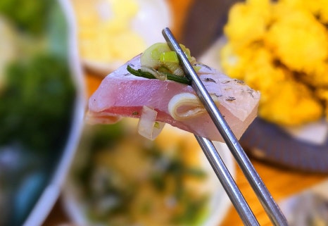 흑산도회식당 이미지