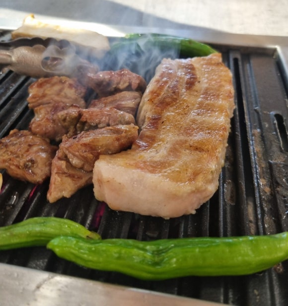 송진관숯불구이 이미지