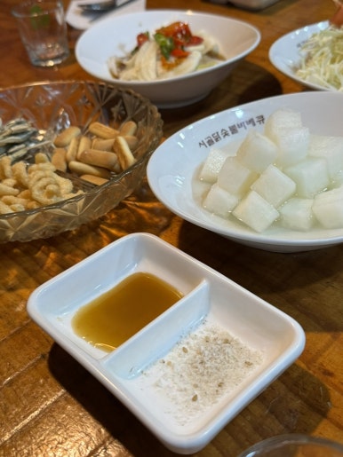시골닭숯불바베큐 이미지