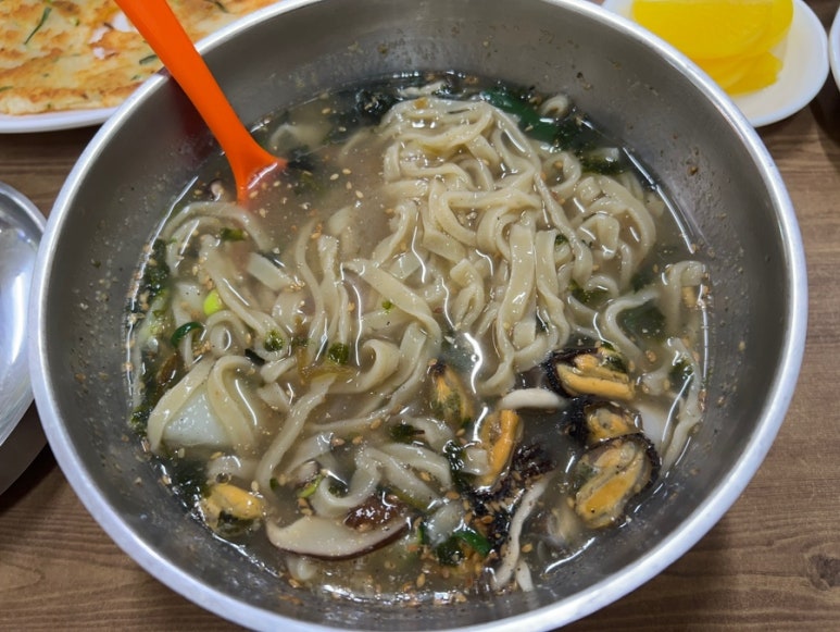 생칼국수 이미지
