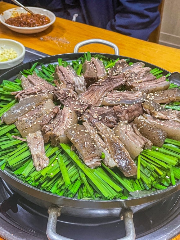 산천흑염소 이미지