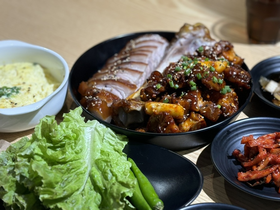 훈이족발 이미지
