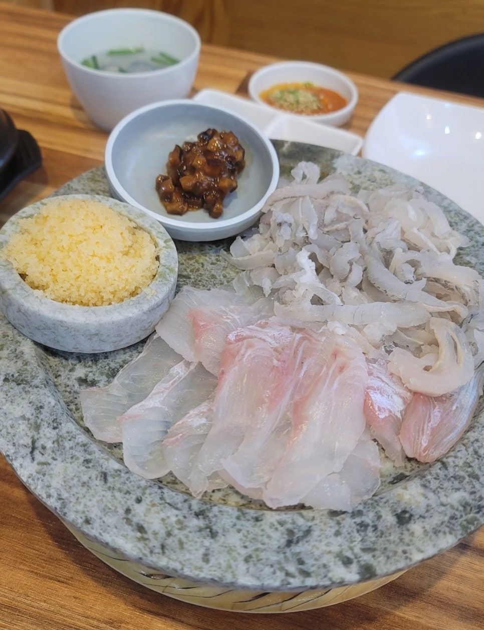 못난이세꼬시회 이미지