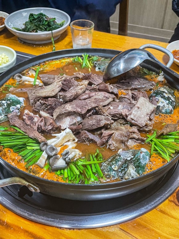 산천흑염소 이미지