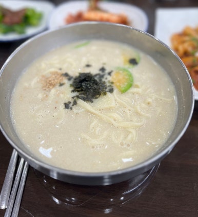 금장칼국수 이미지