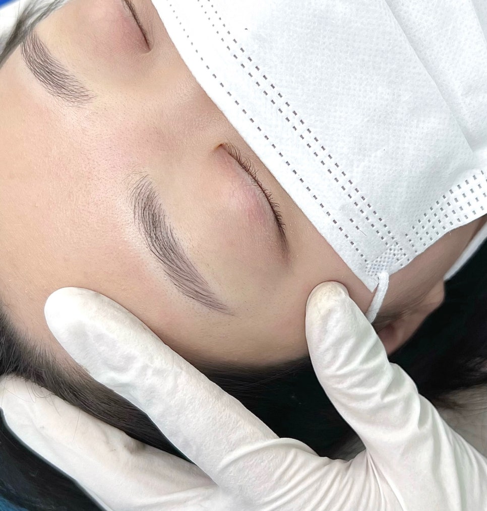 복주는눈썹 이미지