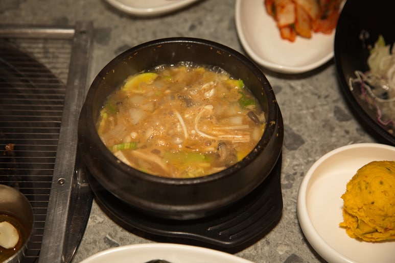 통통숯불고기 이미지