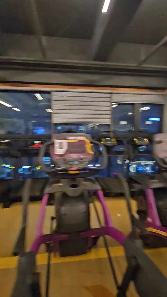 상무스타휘트니스 이미지