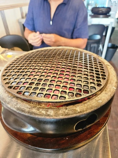 돈항아리숯불구이 이미지