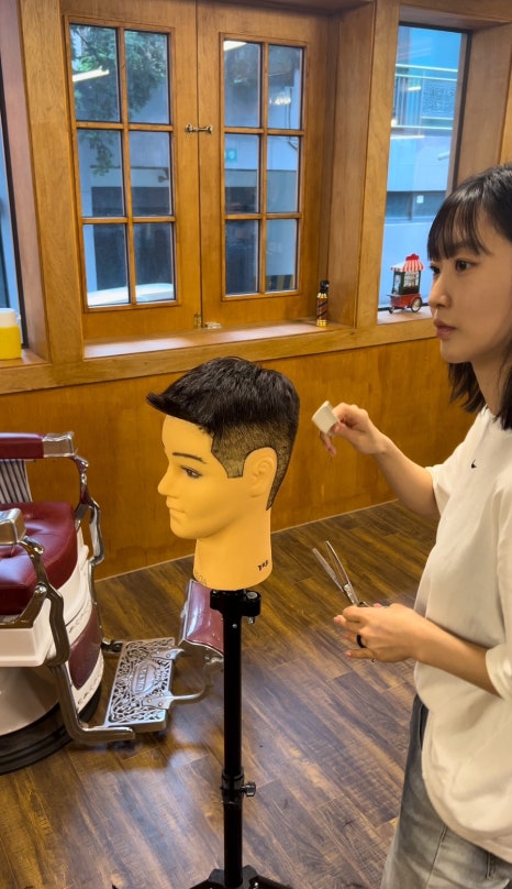 애니띵벗베이직 이미지