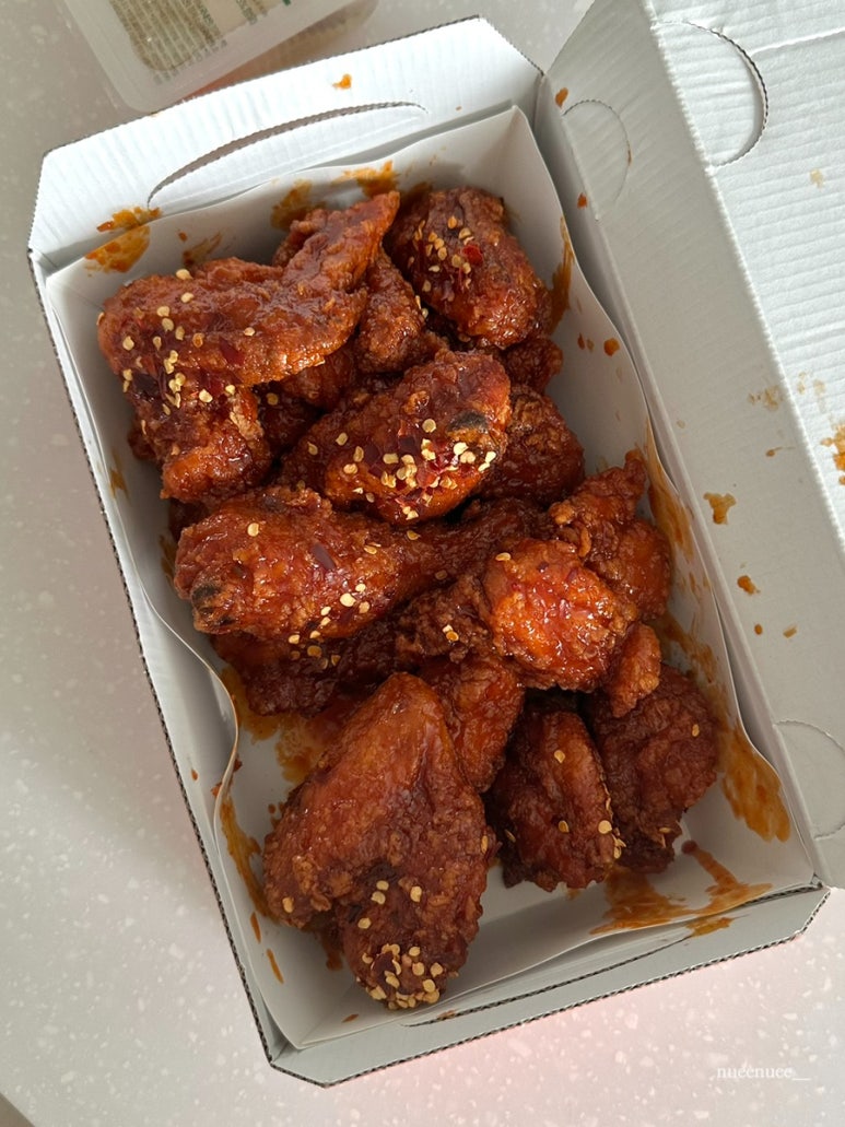 자담치킨 용인동천점 사진 8