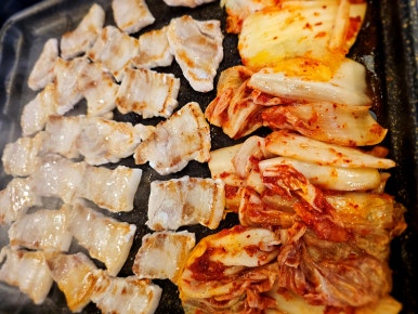 먹보생고기 이미지