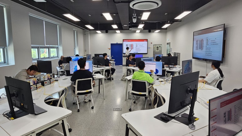 한국PLC교육센터 이미지