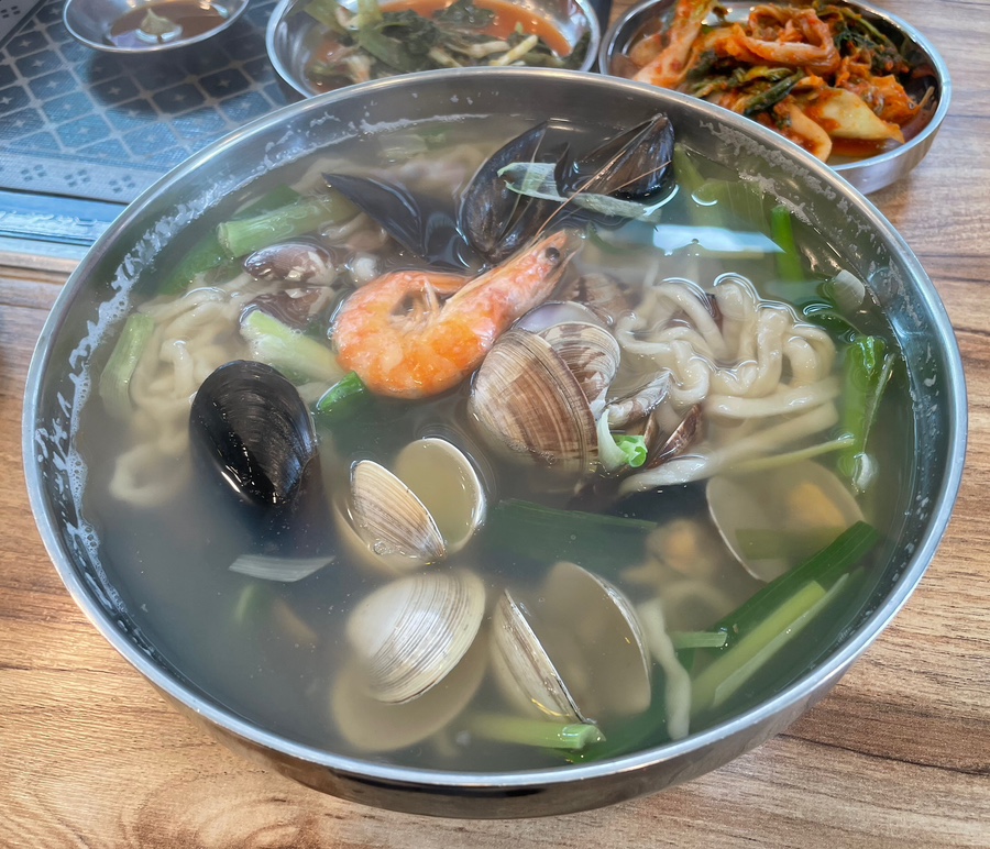 땡큐춘자해물칼국수 이미지