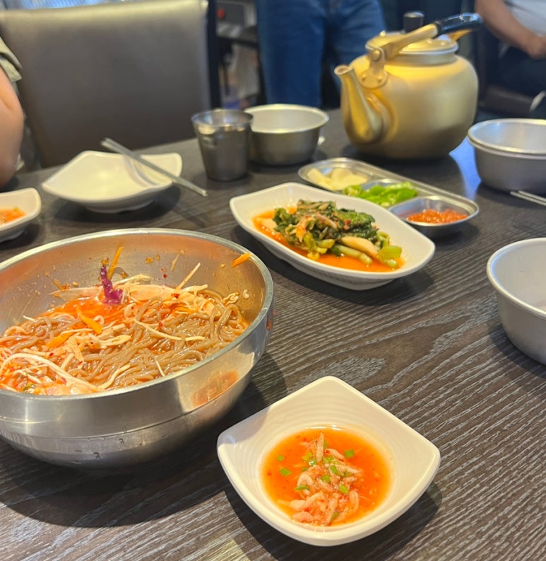 옛이담골수제족발얼음막걸리 이미지