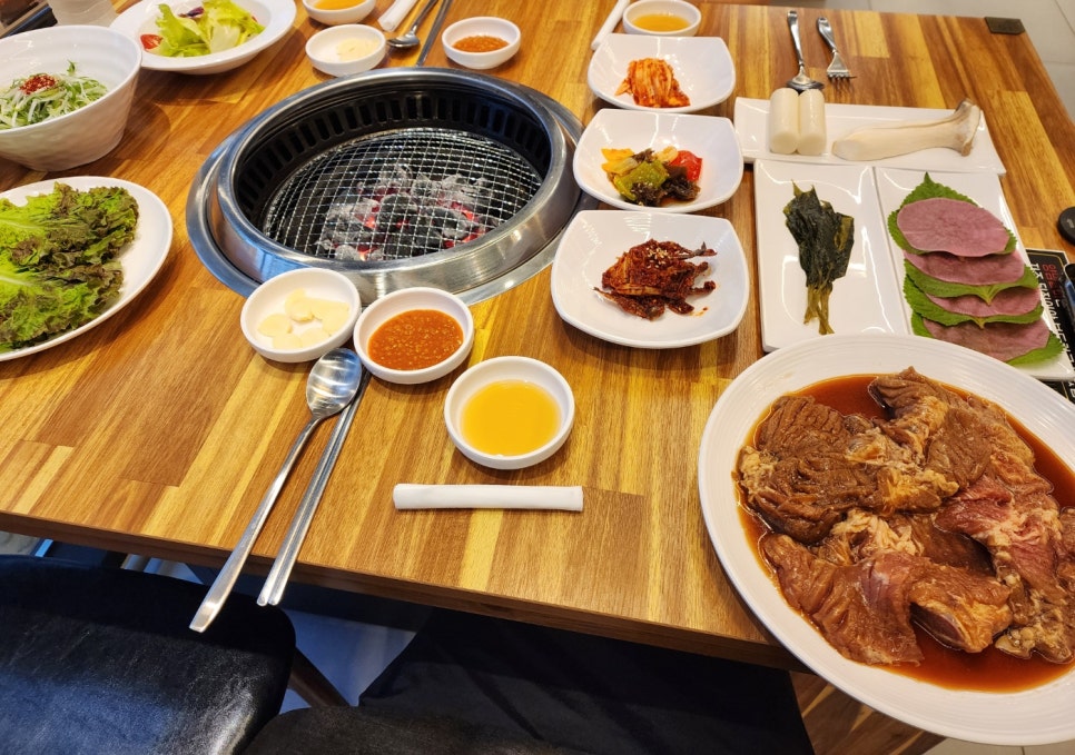 솔가숯불갈비포항 이미지