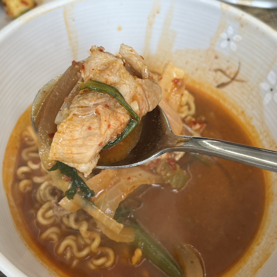 옛날돼지찌개철판구이 이미지