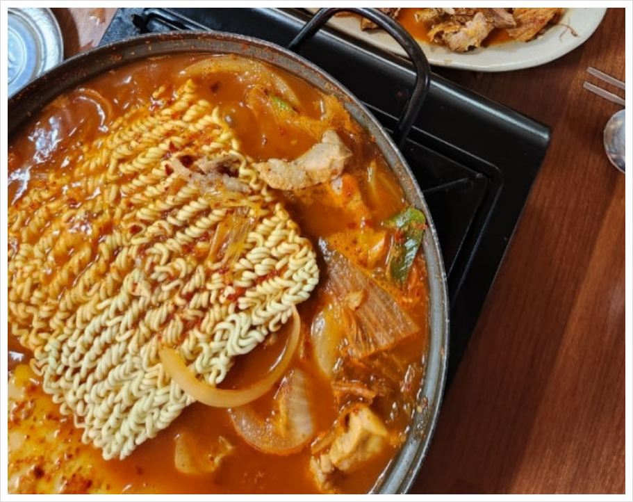 종가 한옥 김치찜 이미지