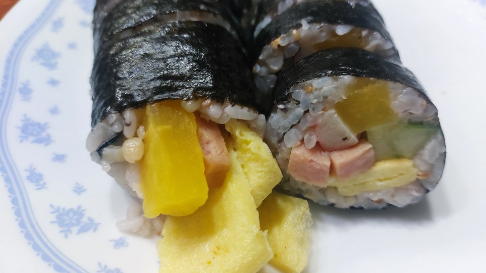 오늘은 김밥 이미지