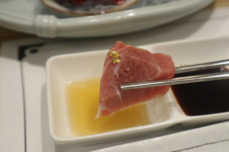 군참치 이미지