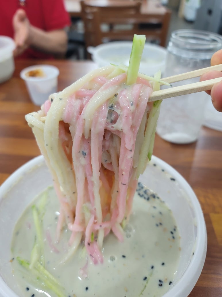 윤가네 백년초 바지락 칼국수 이미지