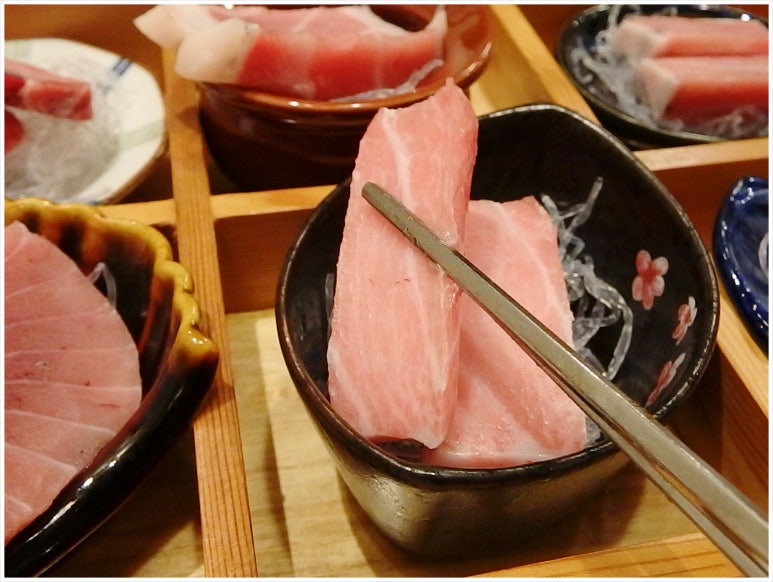 군참치 이미지
