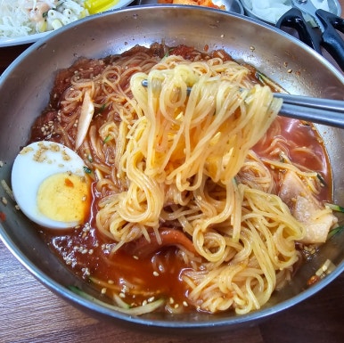 왕밀면 덕포점 이미지