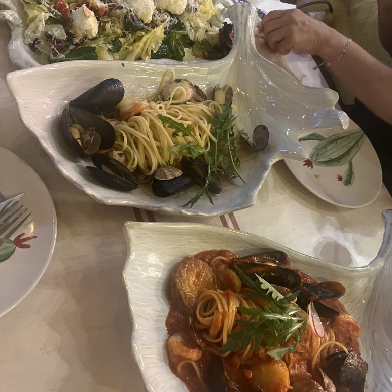 대라리헐타시장통닭 이미지