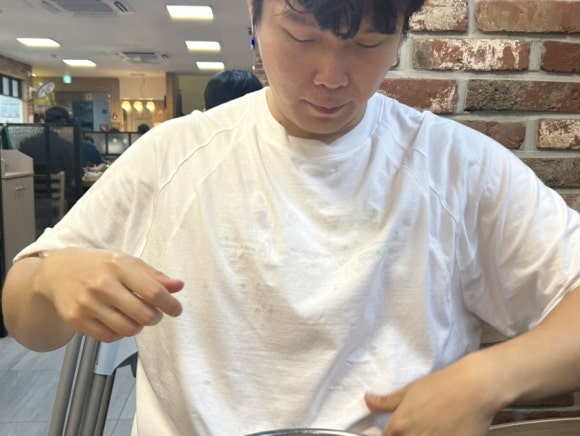 껄떡돼지 이미지