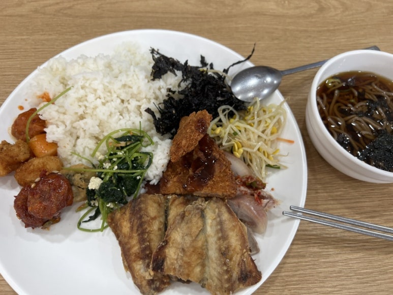 한우리한식뷔페 이미지