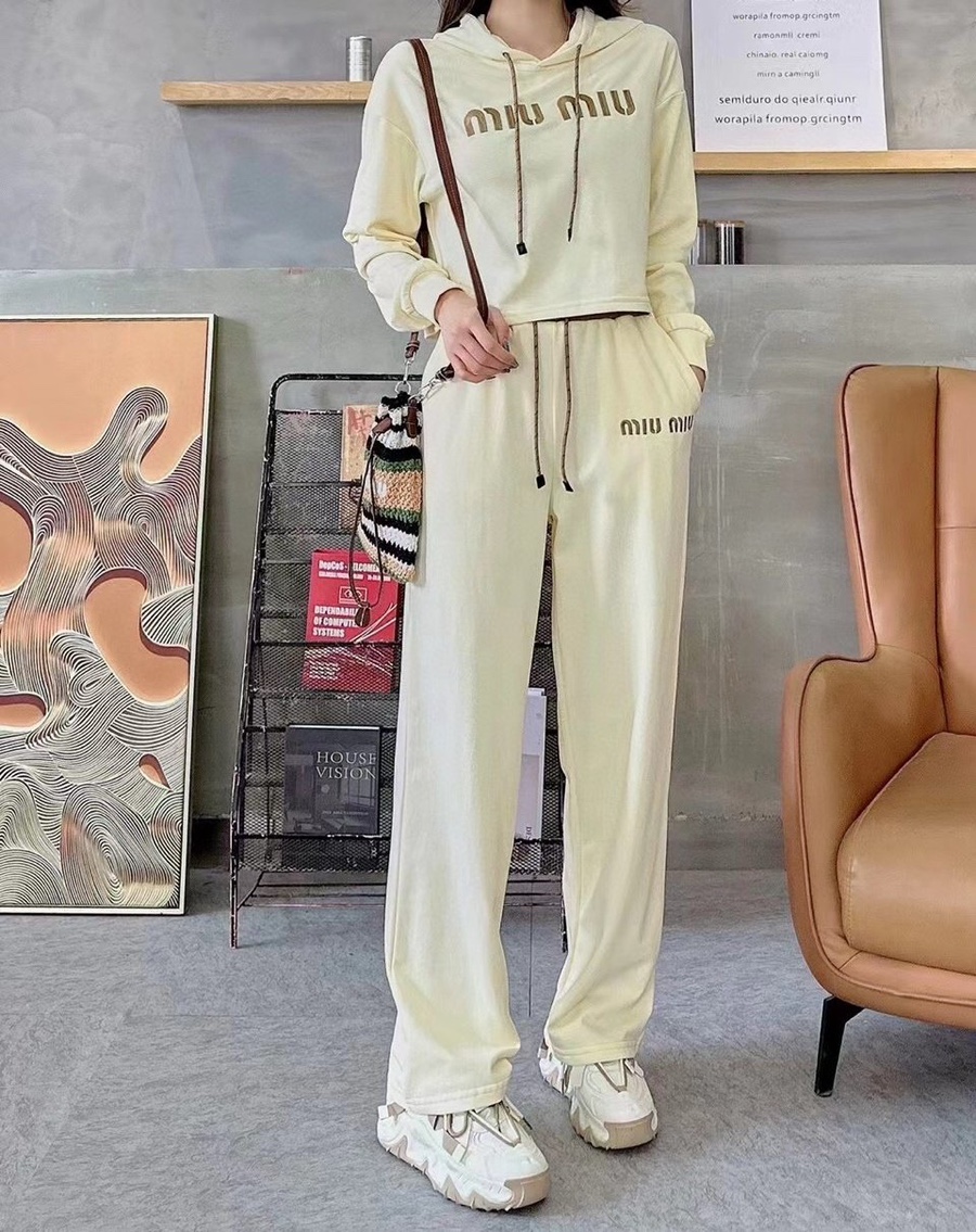 뮤뮤 이미지