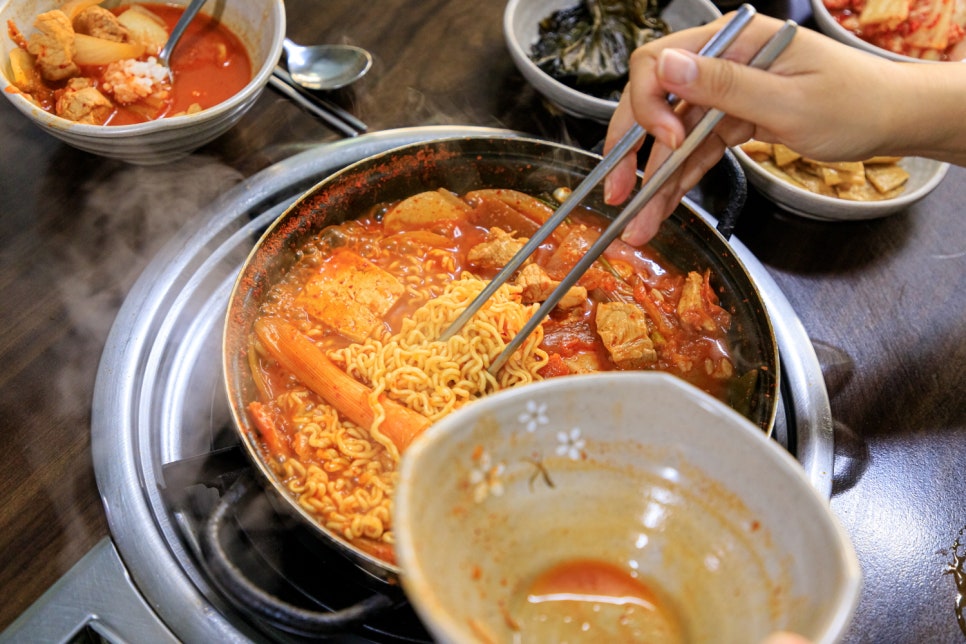 돼지구이연구소 이미지