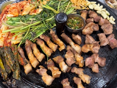 신림솥뚜껑삼겹살 이미지