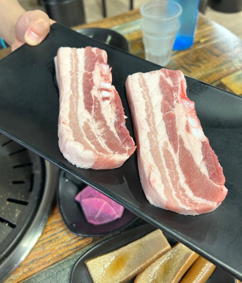 더덕먹은제주뚱돼지 이미지