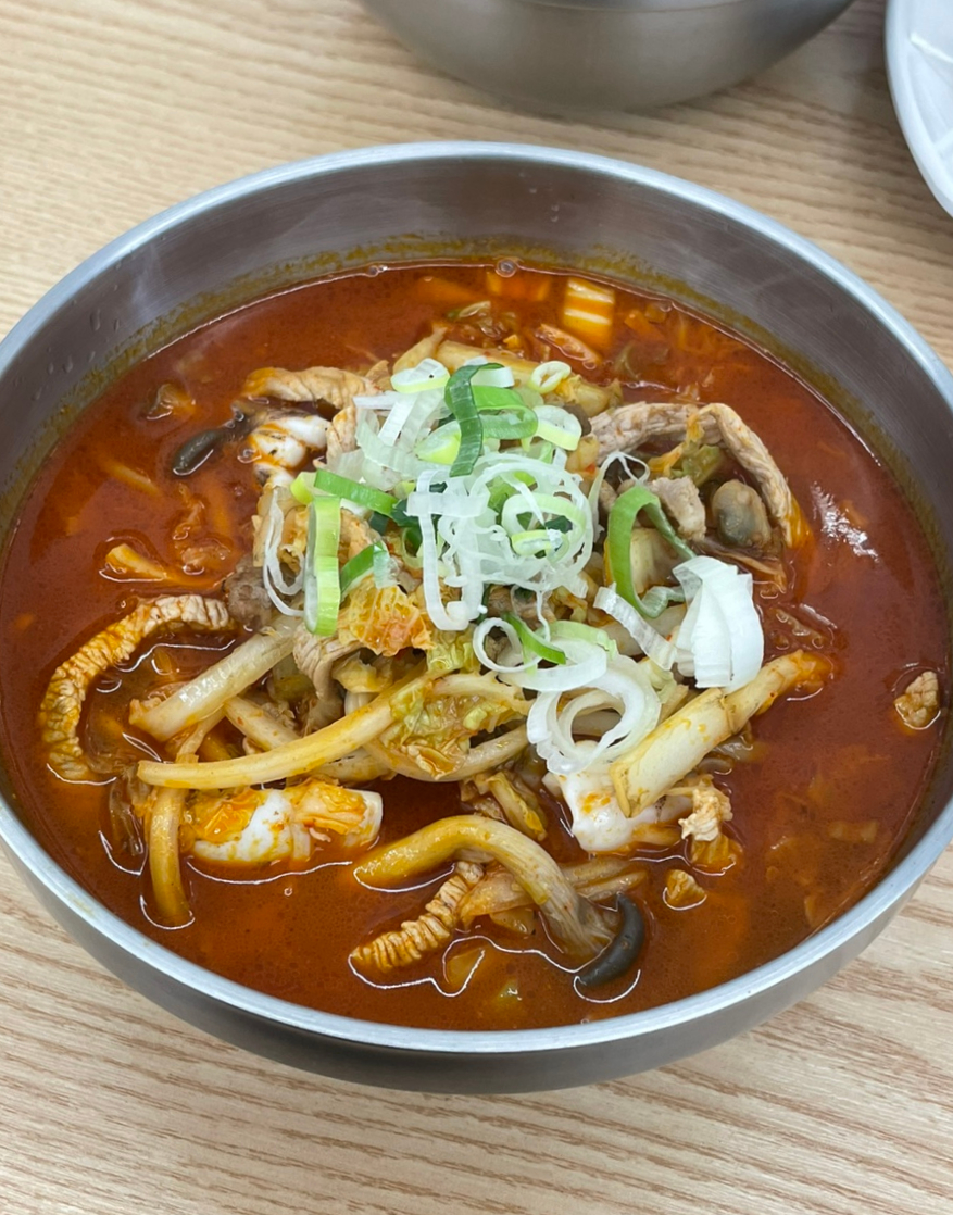 손재흥쉐프의고기짬뽕 이미지