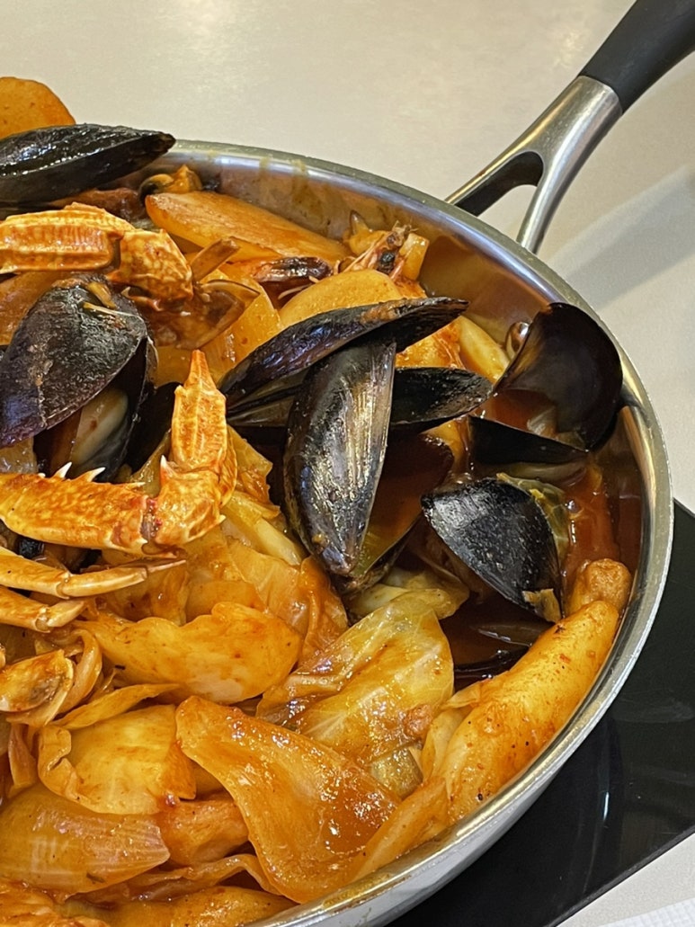 안동찜닭해물떡찜 이미지