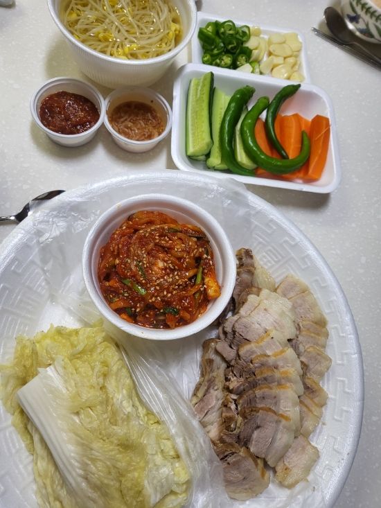 백마왕족보쌈 이미지