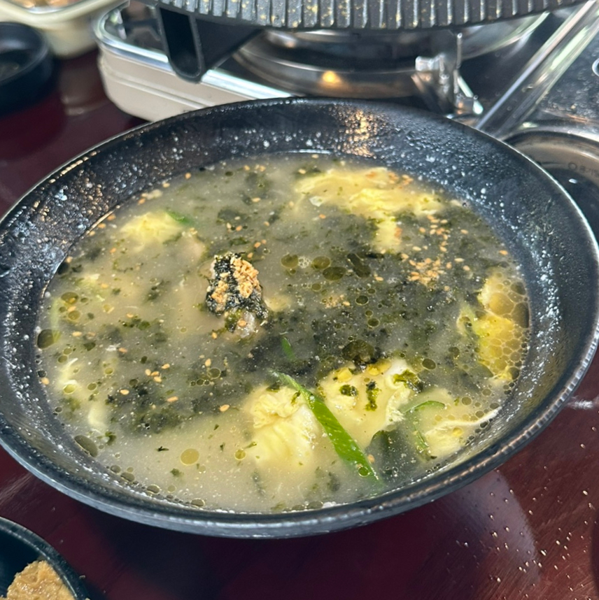 참숯불에꾸운닭앤꿈장어 이미지