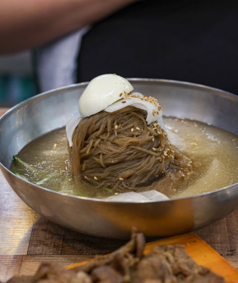 육쌈냉면 이미지