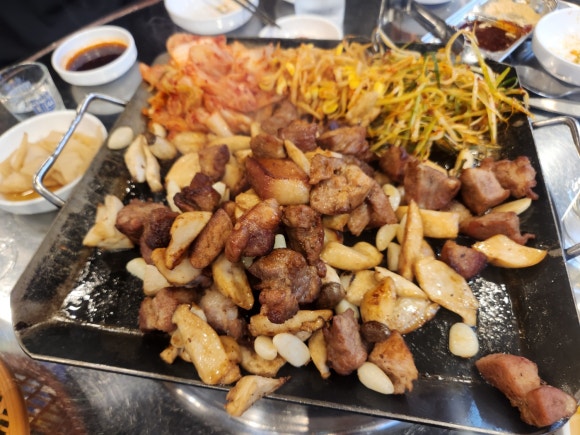 평화김해뒷고기진해 이미지