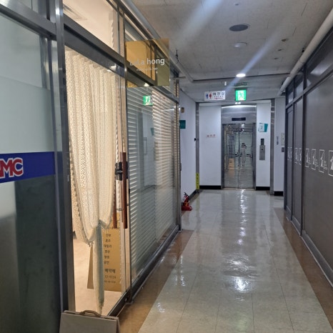 라라홍메이크업 이미지