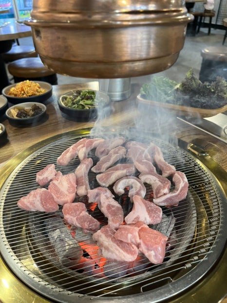 뒷고기전문점 참숯불뭉티기 이미지