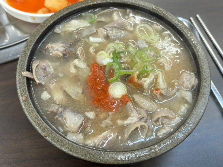 뚝배기순대국밥 이미지
