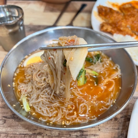 세숫대야냉면 이미지