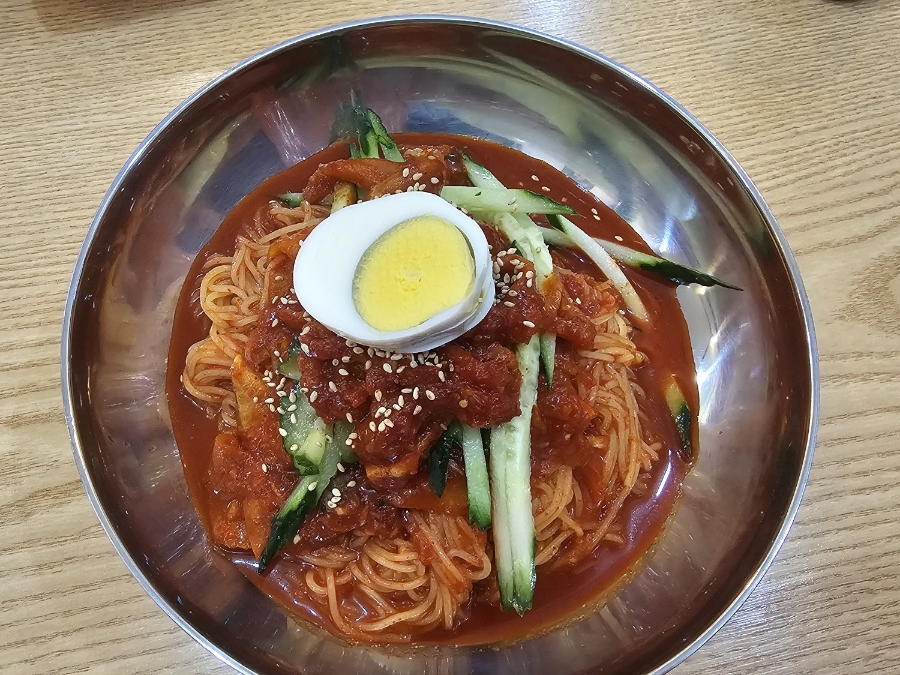 백가밀면 이미지