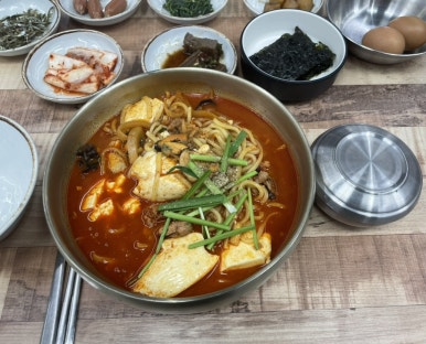 완뚝순두부(고성점) 이미지