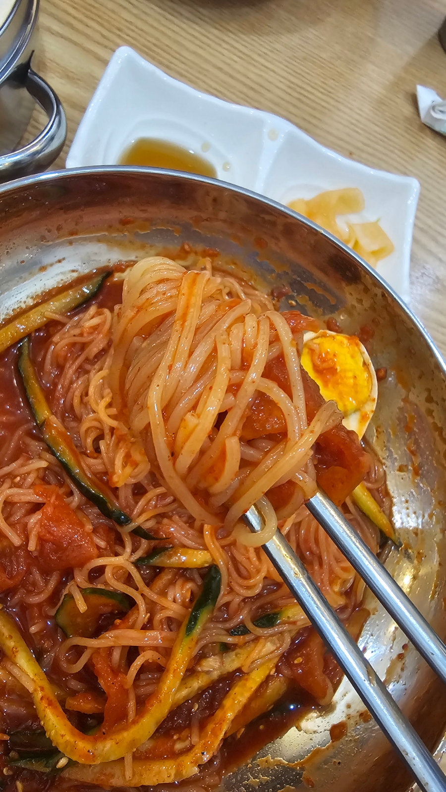 백가밀면 이미지
