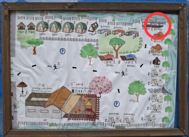 지리산 벚꽃 카라반 캠핑장 이미지