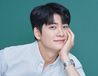차돌육회 이미지