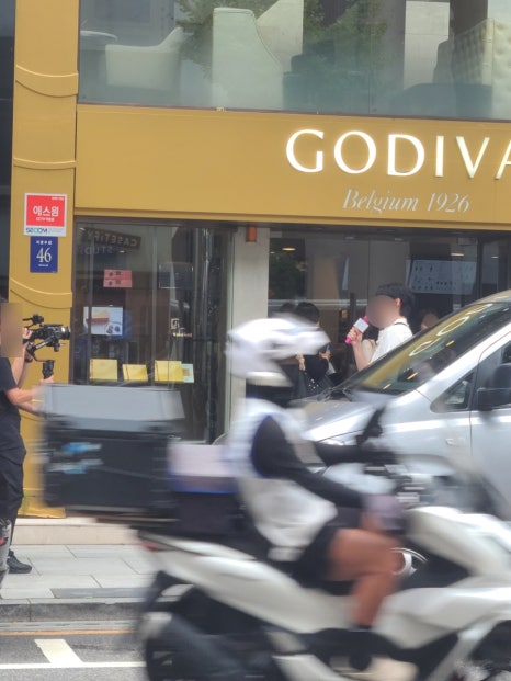 메가박스 브로드웨이 4관 이미지